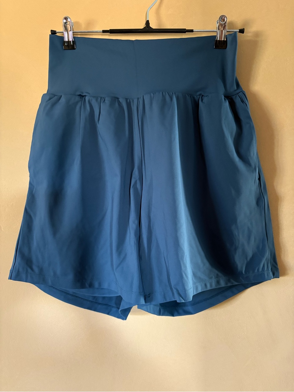 NWT Halara SoftlyZero™ Airy High Waisted  Cool Touch Yoga Shorts 3''